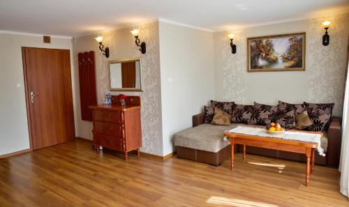 Zareby Koscielne Bed & Breakfast | Folwark w Szczerym Polu