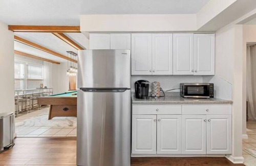 Canton House | Football Haven: 3 Min to HOF and Belden Village