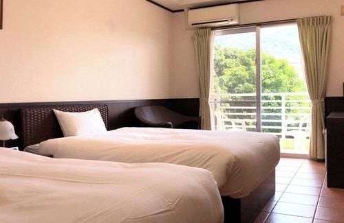 Ishigaki Hotel | For 2 people nonsmoking Asian style twin room /Ishigaki Okinawa