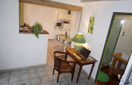 Louerre Cottage | For a stay in 2 very quiet in a tufa house in Anjou