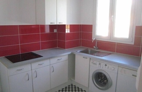 Le Mourillon Apartment | For six people, 1st floor of villa, sea view apartment of 80m2