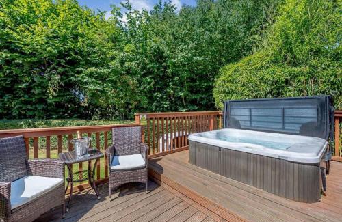 Kilcot Resort | Ford Farm Lodges