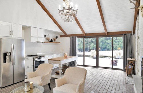 Saukville Other | Forest and Farm 6BR Retreat, Modern and Spacious Farmhouse