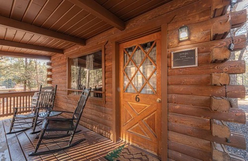 Christopher Creek House | Forest Cabin 6 Enchanted Forest