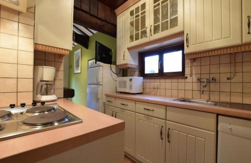 Bouillon Ski Chalet | Forest Cottage with Ponds, cleaning included