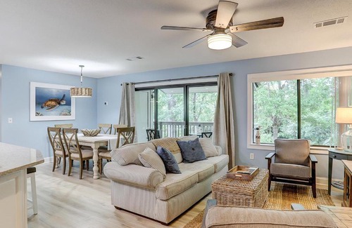 Hilton Head Island Apartment | Forest Gardens 6