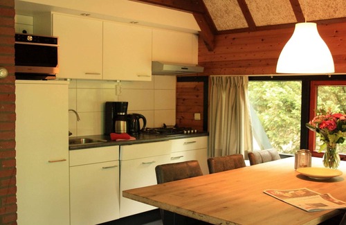 Herpen House | Forest Hideaway with Fireplace