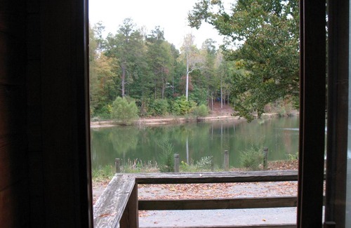 Advance Resort | Forest Lake Camping Resort Lakefront Cabin 8