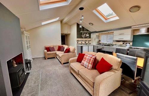 Rhyd-y-clafdy Resort | Forest Lodge 18 at Hafan Y Mor