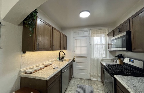 St. Louis Apartment | Forest Park Style Studio in STL!
