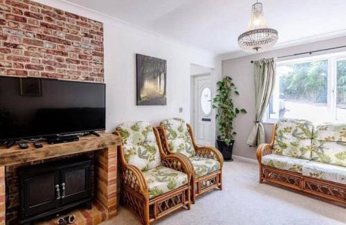 Newark upon Trent House | Forest side cottage