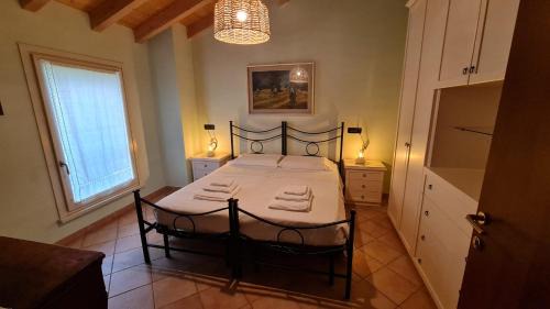 San Martino del Lago House | Foresteria due Galli