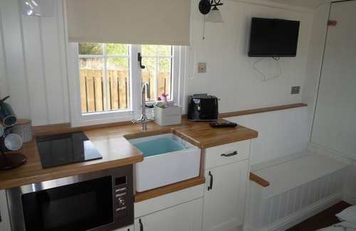 Forfar RV Rental | Foresterseat Glamping