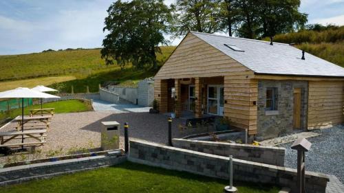 Loughinisland House | Forestview Cabin No 1 - cosy cabin stay