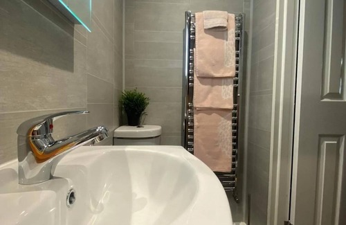 Loughinisland Cabin | Forestview Cabin No 1 - Cosy Cabin Stay