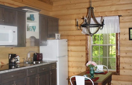 Mesopotamia Cabin | Forever spring cabin