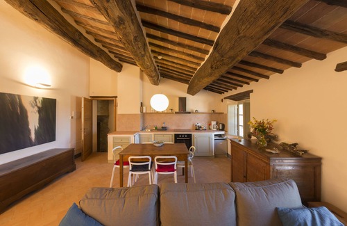 Castellina in Chianti Apartment | Forno 1BR Apartment In a Restored Farm, Pool & Spa, 1st floor, 140/190cm sofabed