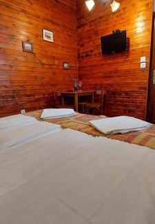 Bukkszek Bed & Breakfast | Forrás Fogadó