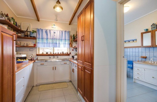 Sorrento House | FORREST MEDITERRANEAN GARDEN & PIZZA OVEN HIDEAWAY IN SORRENTO