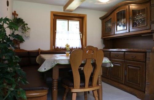 Gams bei Hieflau House | Forstauer's Teichalm