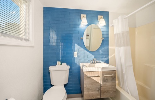 Portsmouth Hotel | Founder's Brook Motel and Suites