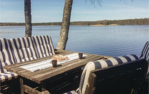Bodafors House | Four-Bedroom Holiday Home In Bodafors