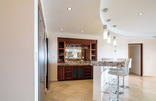 Los Barriles Condo | Four-Bedroom Penthouse at Villas de Cortez