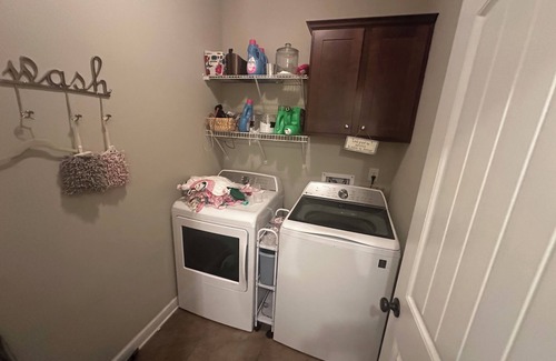 North Augusta House | FOUR BEDROOMS! Quiet and convenient Masters rental. Easy access to everything.