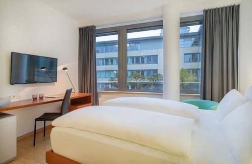 Munchen District Hotel | FOUR Munich Neue Messe