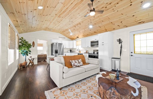 Williamstown Cabin | Four Neighboring Cabins at Eden Reserve