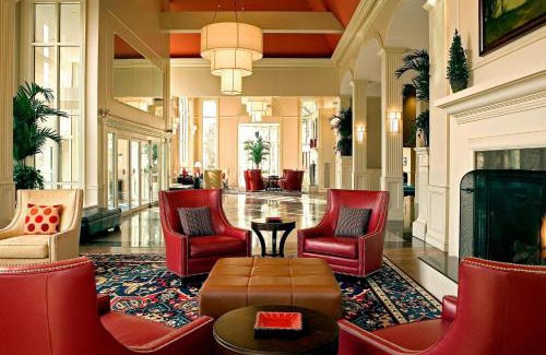 Wakefield Hotel | Four Points by Sheraton Wakefield Boston Hotel & Conference Center