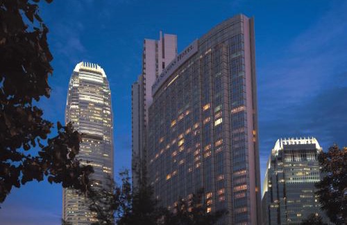 Central Hotel | Four Seasons Hotel Hong Kong