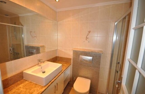 Kemer Mahallesi Apartment | FOUR SEASONS I -10 guarantees a wonderful holiday in an exclusive gated communit