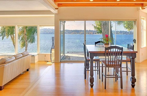 South Colby House | Four Stone Beach House Near Seattle, Vashon Island Washington