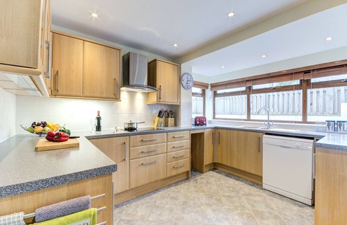 Portmellon House | Four Winds - Five Bedroom House, Sleeps 10