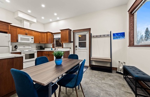 Sun Peaks Apartment | Fox Cub Creekside- Cozy Fireplace w/Hot Tub!