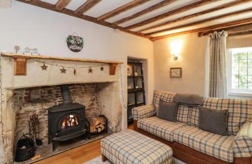 Castle Combe House | Fox Den Cottage