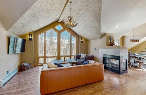 Telluride House | Fox Farm 880 - Ski Ranch Chalet