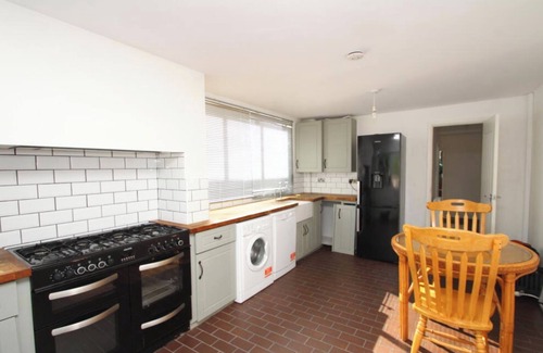 Hayes and Coney Hall House | Fox Lane Farm Cottage