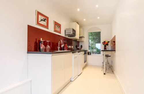 Battle Cottage | FOX MEADOW, romantic, character holiday cottage in Battle