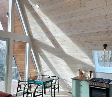 Rockbridge House | Fox Ridge-Black Alder Lodging
