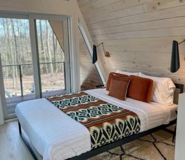 Rockbridge House | Fox Ridge-Black Alder Lodging