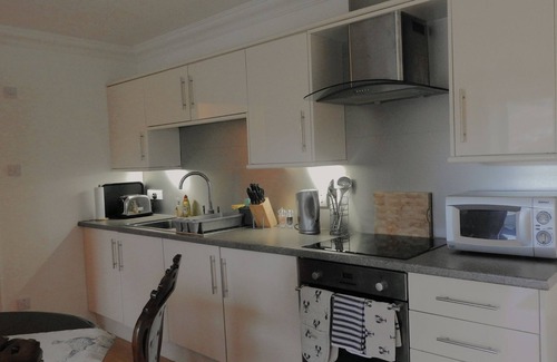 Gigha Cottage | Foxglove Cottage - sleeps 4 guests in 2 bedrooms