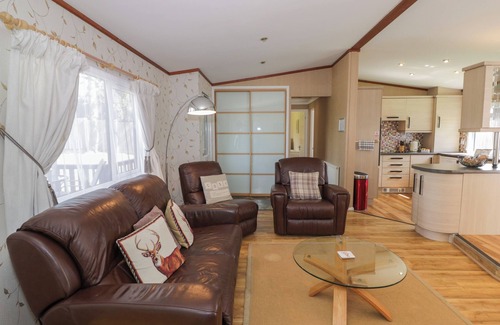 Eardisland Cottage | FOXGLOVE, pet friendly, with a garden in Eardisland