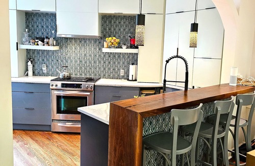 Foxhall Village House | Foxhall Village, Georgetown Adjacent, 2 BR + Den, all new fab renovation
