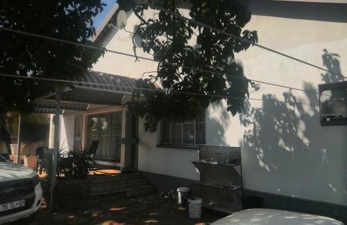 Pretoria Bed & Breakfast | Foxtrot Guest House