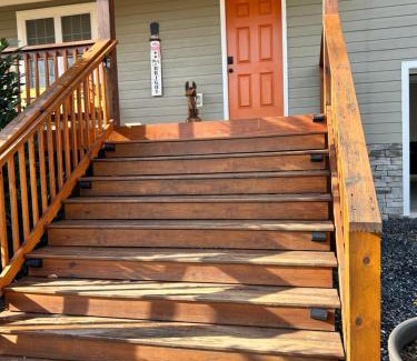 Nellysford House | Foxy Retreat