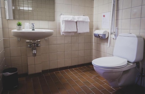 Mosjoen Hotel | Frøken Skjolds Hotel Lyngengården