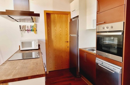 Angoustrine House | Independent House in Angoustrine