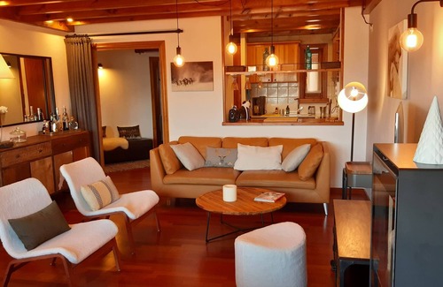 Angoustrine Apartment | Infinity mountain view